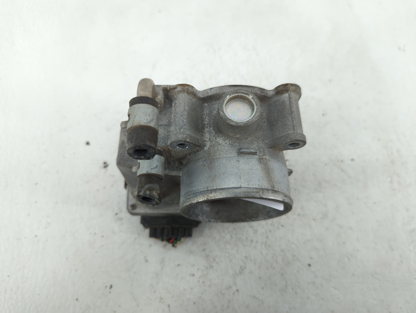 2013-2018 Nissan Altima Throttle Body P/N:3TA60-01 B 3TA60-01 C, 3TA60-01 A Fits Fits 2013 2014 2015 2016 2017 2018 2019 202