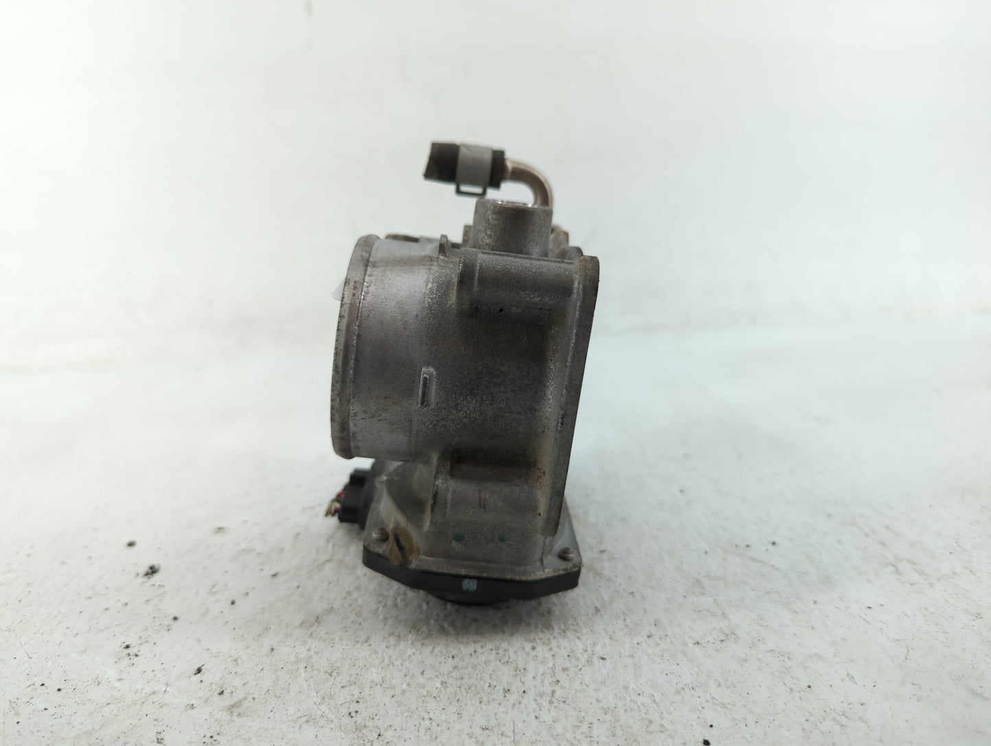 2013-2018 Nissan Altima Throttle Body P/N:3TA60-01 B 3TA60-01 C, 3TA60-01 A Fits Fits 2013 2014 2015 2016 2017 2018 2019 202