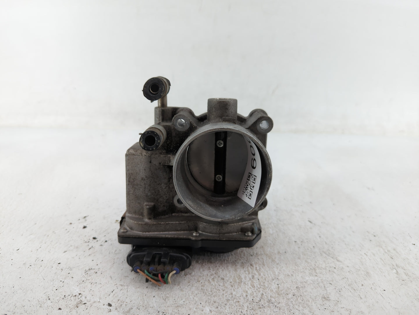2013-2018 Nissan Altima Throttle Body P/N:3TA60-01 B 3TA60-01 C, 3TA60-01 A Fits Fits 2013 2014 2015 2016 2017 2018 2019 202