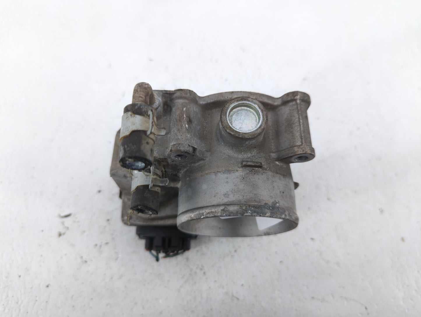 2013-2018 Nissan Altima Throttle Body P/N:3TA60-01 B 3TA60-01 C, 3TA60-01 A Fits Fits 2013 2014 2015 2016 2017 2018 2019 202