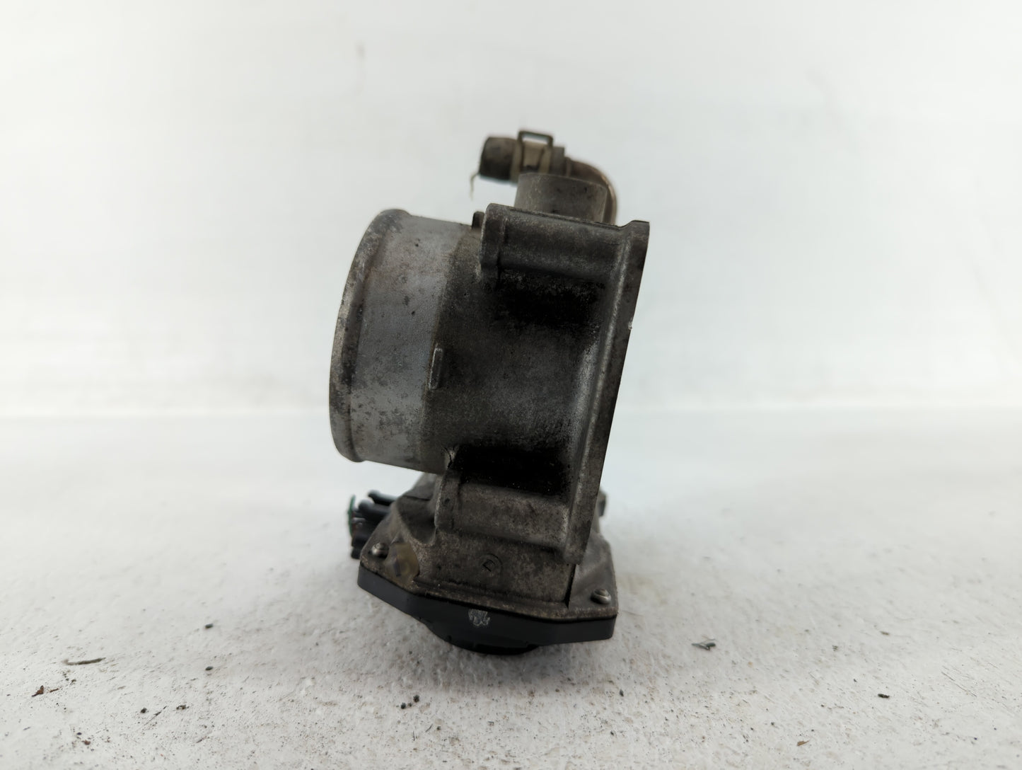 2013-2018 Nissan Altima Throttle Body P/N:3TA60-01 B 3TA60-01 C, 3TA60-01 A Fits Fits 2013 2014 2015 2016 2017 2018 2019 202