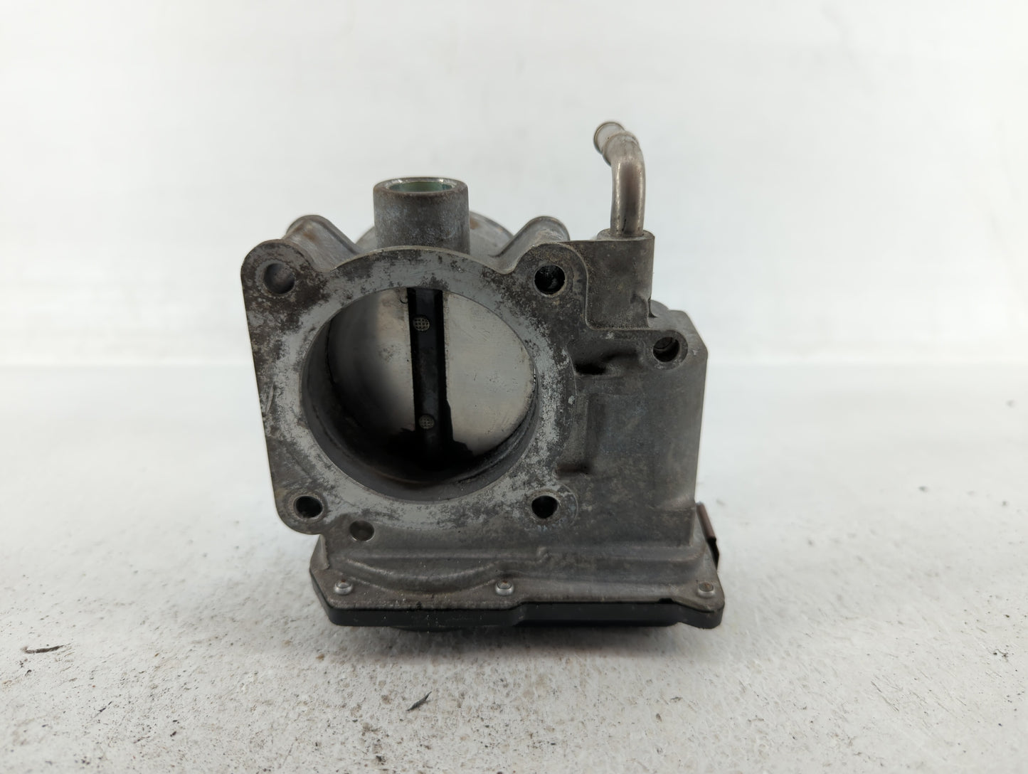 2013-2018 Nissan Altima Throttle Body P/N:3TA60-01 B 3TA60-01 C, 3TA60-01 A Fits Fits 2013 2014 2015 2016 2017 2018 2019 202