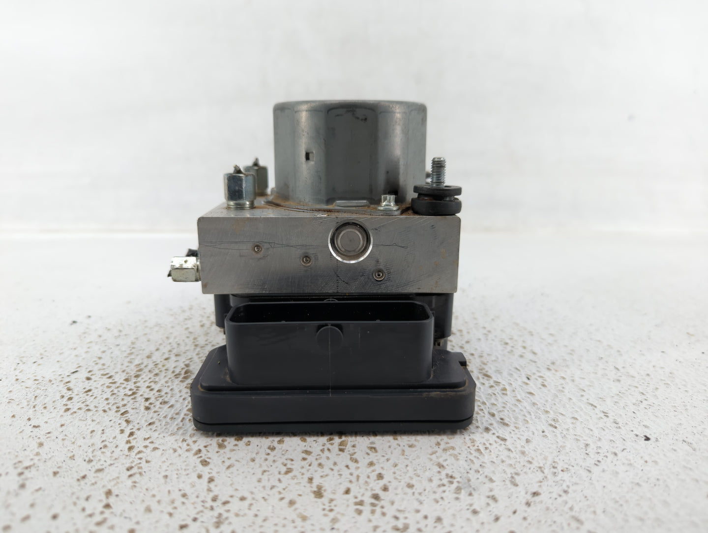 2017-2018 Nissan Altima ABS Pump Control Module Replacement P/N:47660 9HU0A 47660 9HS0A Fits Fits 2017 2018 OEM Used Auto Pa