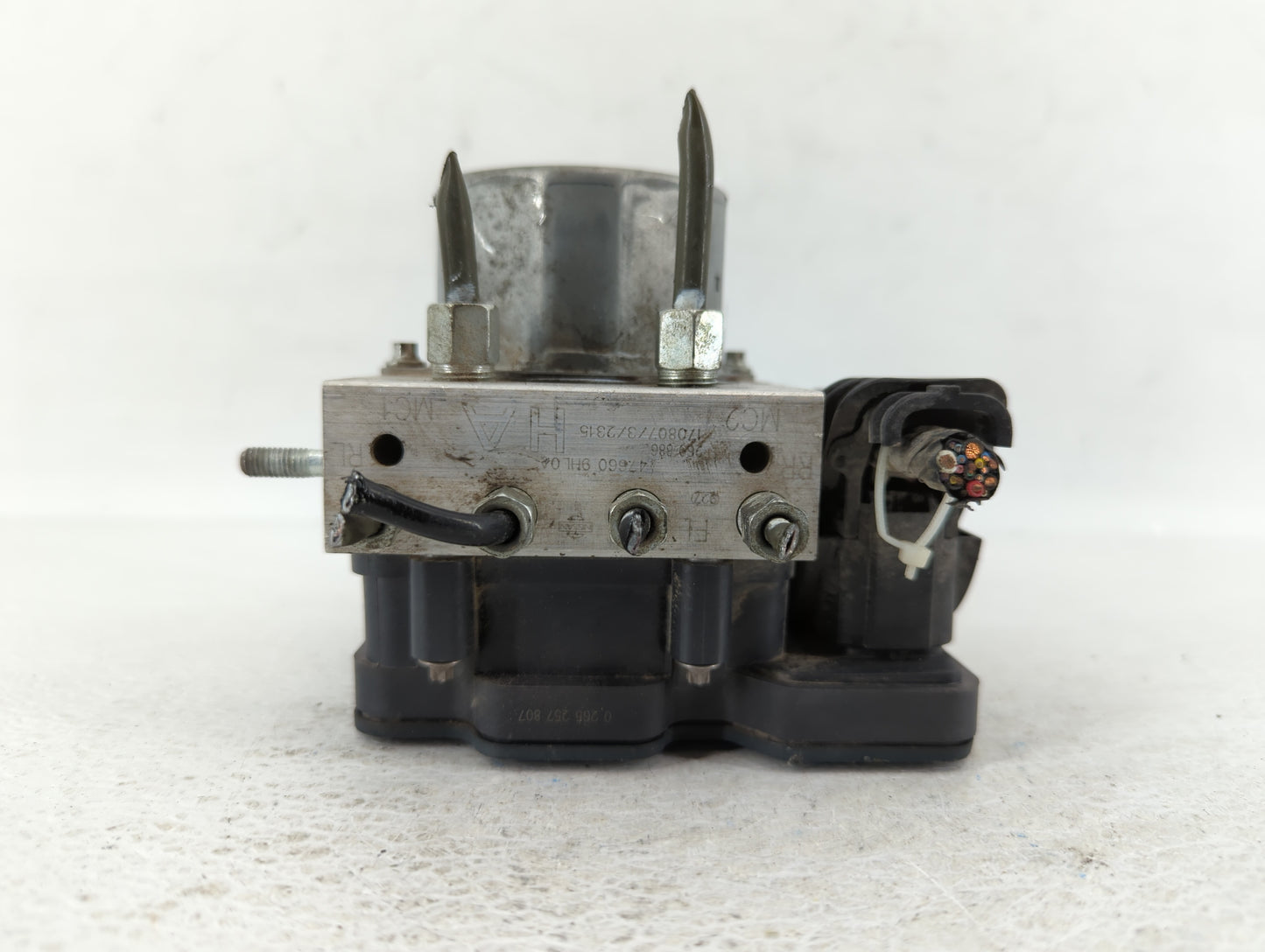 2016-2017 Nissan Altima ABS Pump Control Module Replacement P/N:47660 9HL0A 47660 9HS0C, 47660 9HS0A Fits Fits 2016 2017 OEM