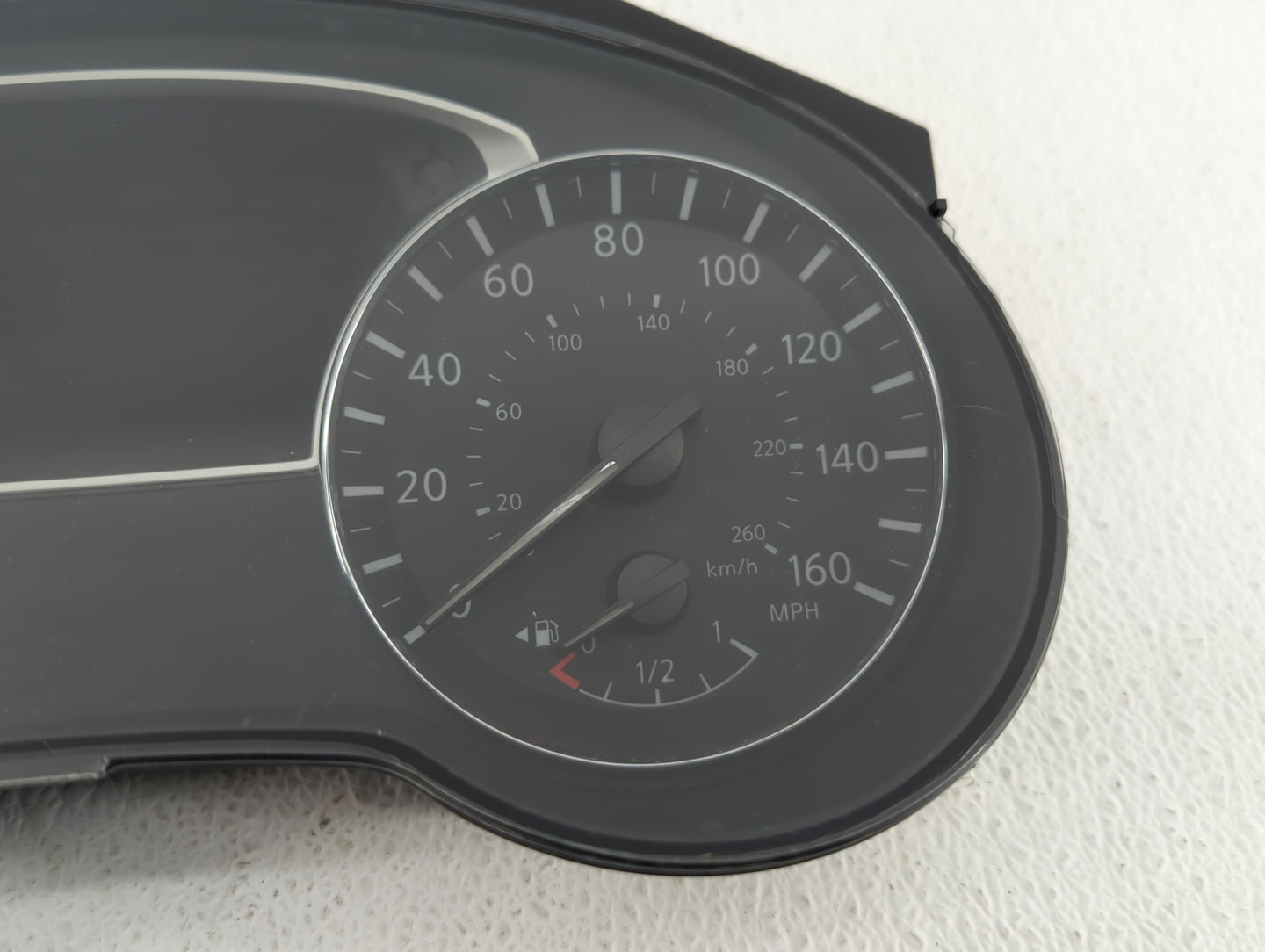 2017 Nissan Altima Instrument Cluster Speedometer Gauges P/N:24810 9HS8B A2C96166101, 24810 9HT8A Fits OEM Used Auto Parts -