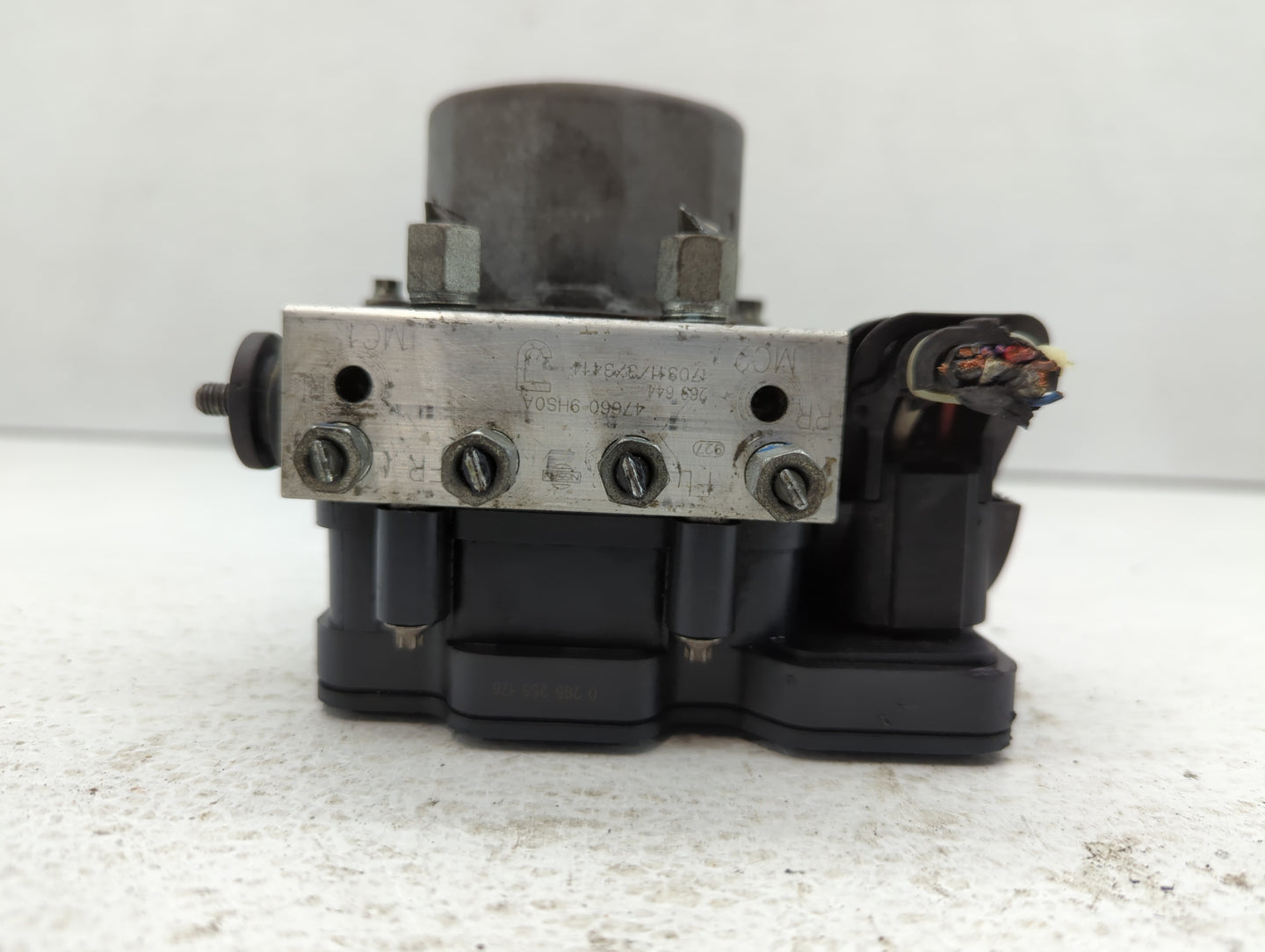 2016-2017 Nissan Altima ABS Pump Control Module Replacement P/N:47660-9HL0A 47660 9HS0C, 47660 9HS0A Fits Fits 2016 2017 OEM