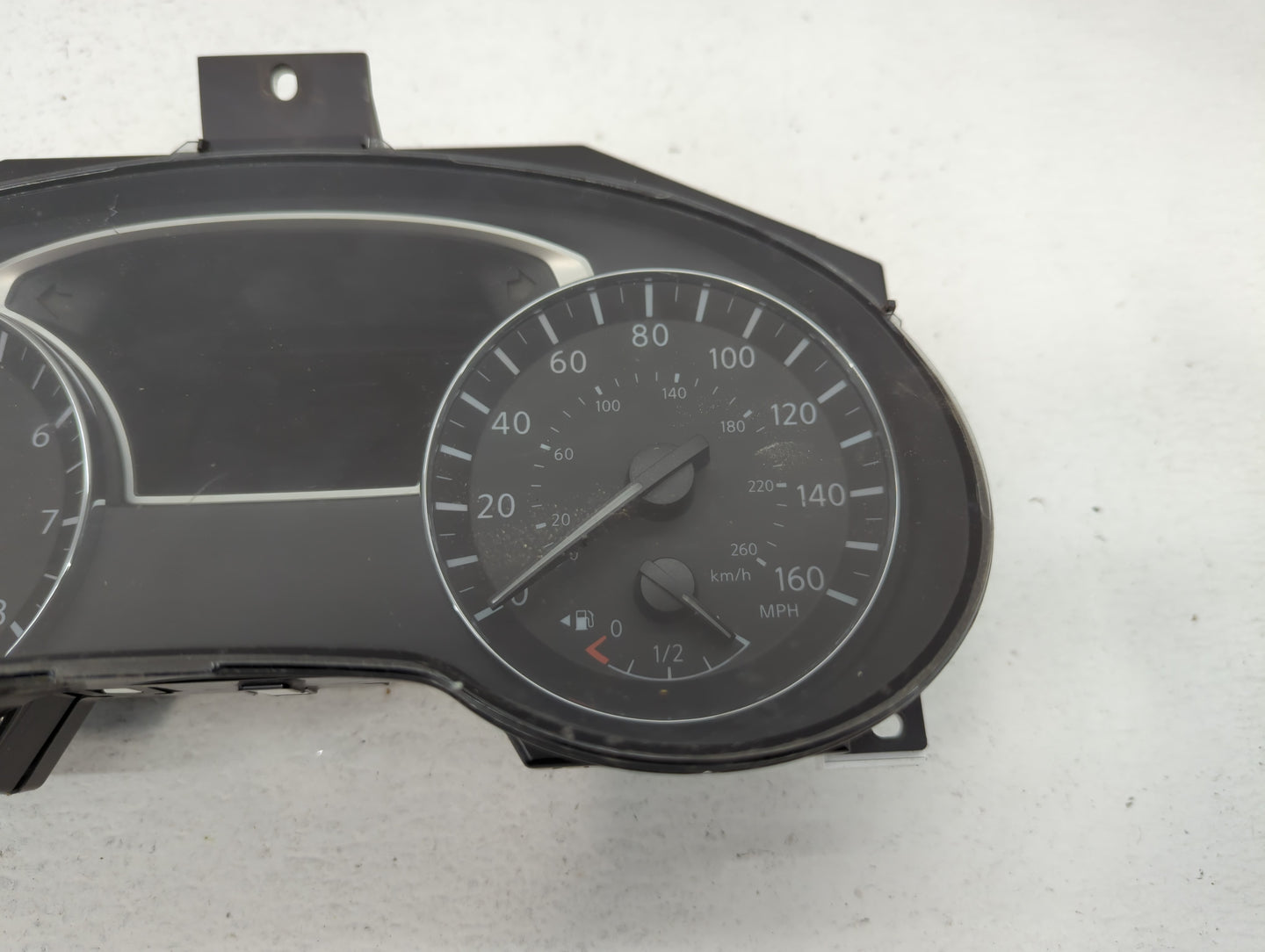 2017 Nissan Altima Instrument Cluster Speedometer Gauges P/N:24810 9HS8B A2C96166101, 24810 9HT8A Fits OEM Used Auto Parts -