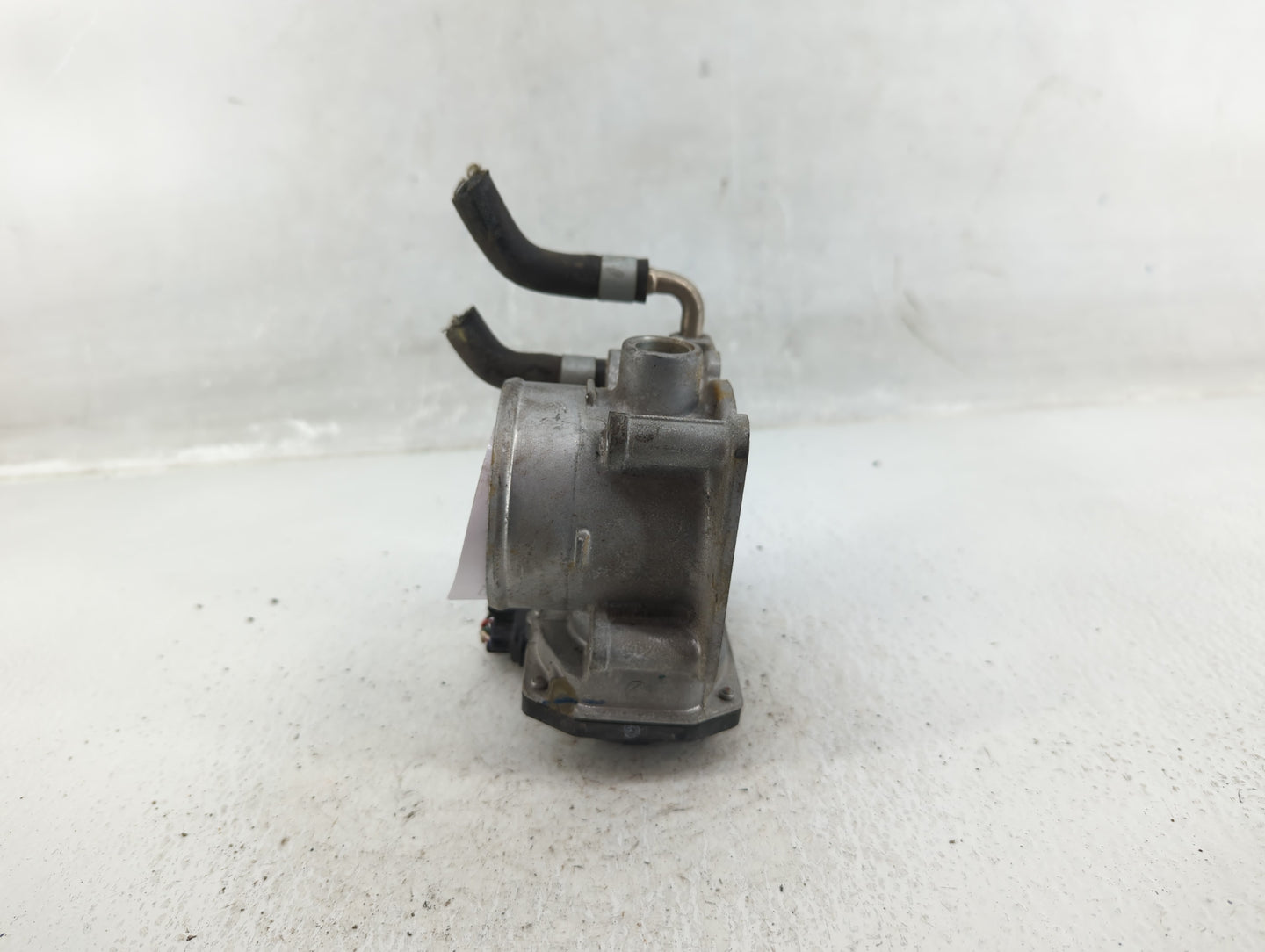 2013-2018 Nissan Altima Throttle Body P/N:3TA60-01 Fits Fits 2013 2014 2015 2016 2017 2018 2019 2020 OEM Used Auto Parts - O
