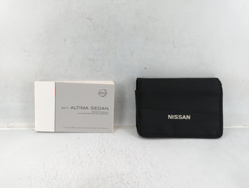 2017 Nissan Altima Owners Manual Book Guide P/N:OM17EA 0L33U0 OEM Used Auto Parts - Oemusedautoparts1.com