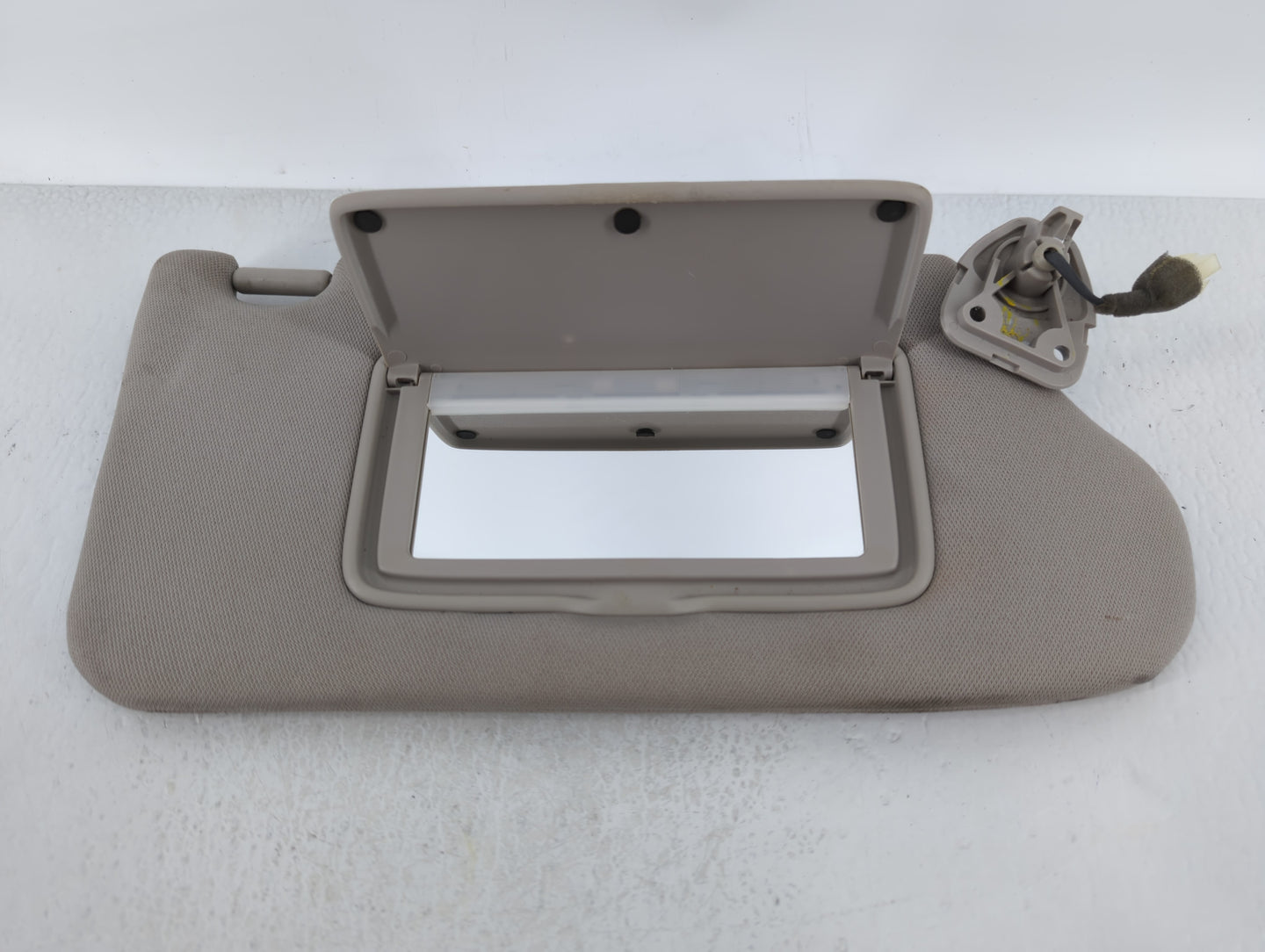 2013-2018 Nissan Altima Sun Visor Shade Replacement Passenger Right Mirror Fits Fits 2013 2014 2015 2016 2017 2018 OEM Used 