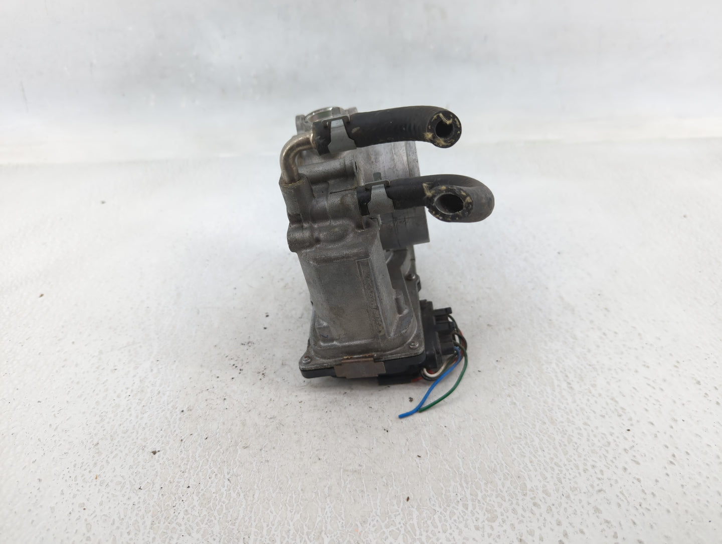 2013-2018 Nissan Altima Throttle Body P/N:3TA60-01 B 3TA60-01 A Fits Fits 2013 2014 2015 2016 2017 2018 2019 2020 OEM Used A