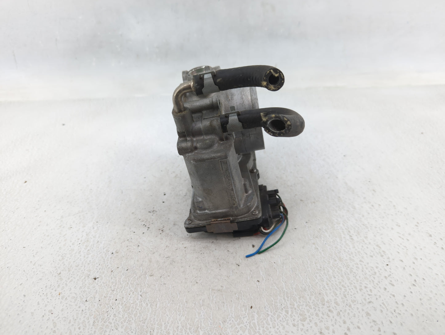 2013-2018 Nissan Altima Throttle Body P/N:3TA60-01 B 3TA60-01 A Fits Fits 2013 2014 2015 2016 2017 2018 2019 2020 OEM Used A