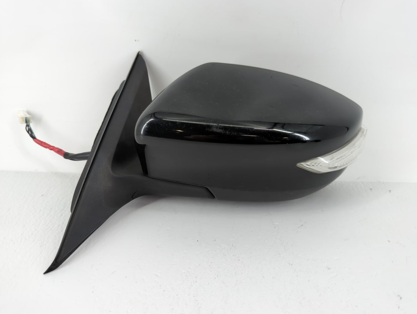 2013-2018 Nissan Altima Driver Side View Mirror - Left Door Mirror OEM Used - Oemusedautoparts1.com