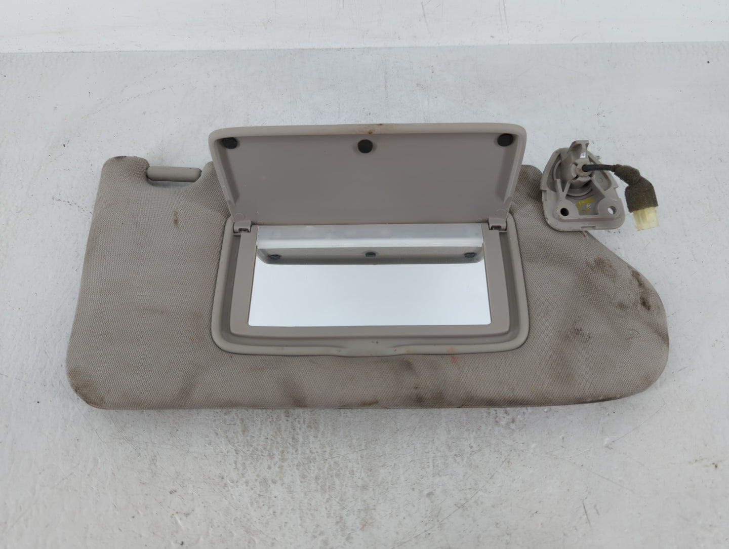 2013-2018 Nissan Altima Sun Visor Shade Replacement Passenger Right Mirror Fits Fits 2013 2014 2015 2016 2017 2018 OEM Used 