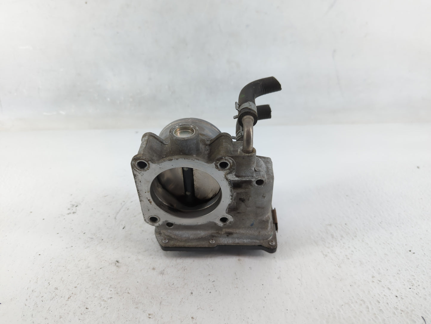 2013-2018 Nissan Altima Throttle Body P/N:02240 3K11, 3TA60-01 A Fits Fits 2013 2014 2015 2016 2017 2018 2019 2020 OEM Used 