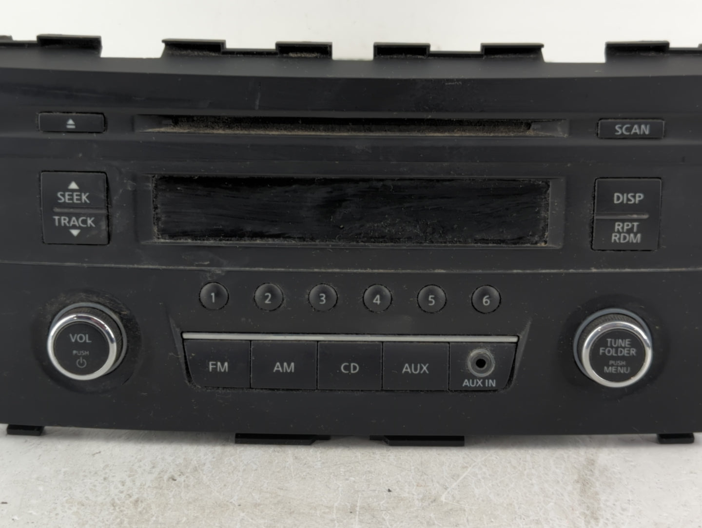 2016-2017 Nissan Altima Am Fm Cd Player Radio Receiver - Oemusedautoparts1.com