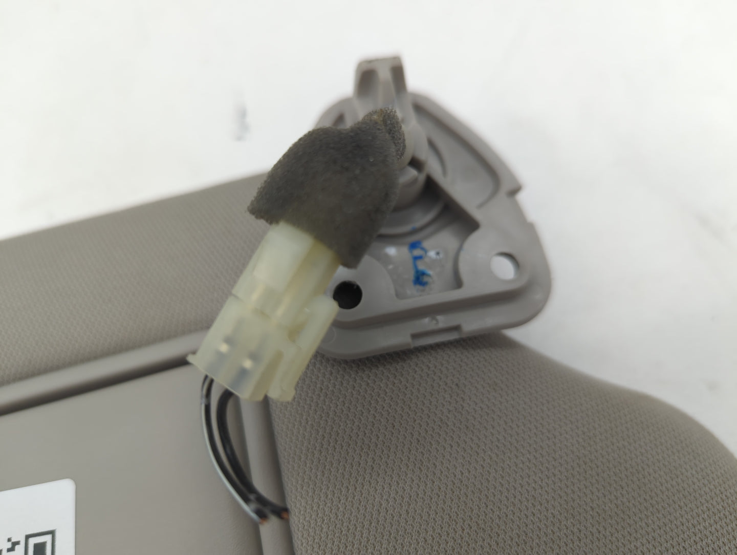 2013-2018 Nissan Altima Sun Visor Shade Replacement Passenger Right Mirror Fits Fits 2013 2014 2015 2016 2017 2018 OEM Used 