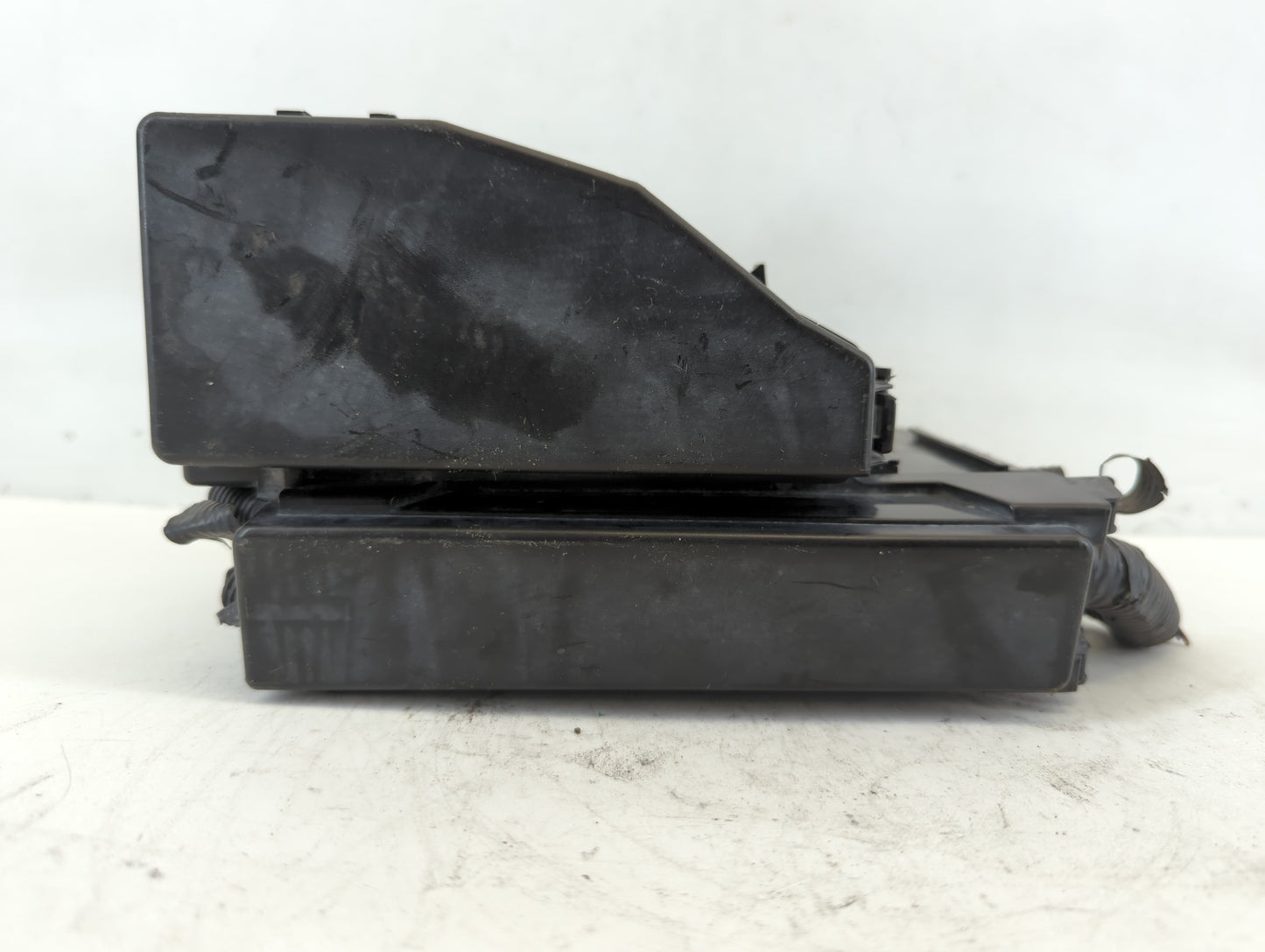 2016-2017 Nissan Altima Fusebox Fuse Box Panel Relay Module P/N:24381 7990A 7254-5763-30 Fits Fits 2016 2017 OEM Used Auto P