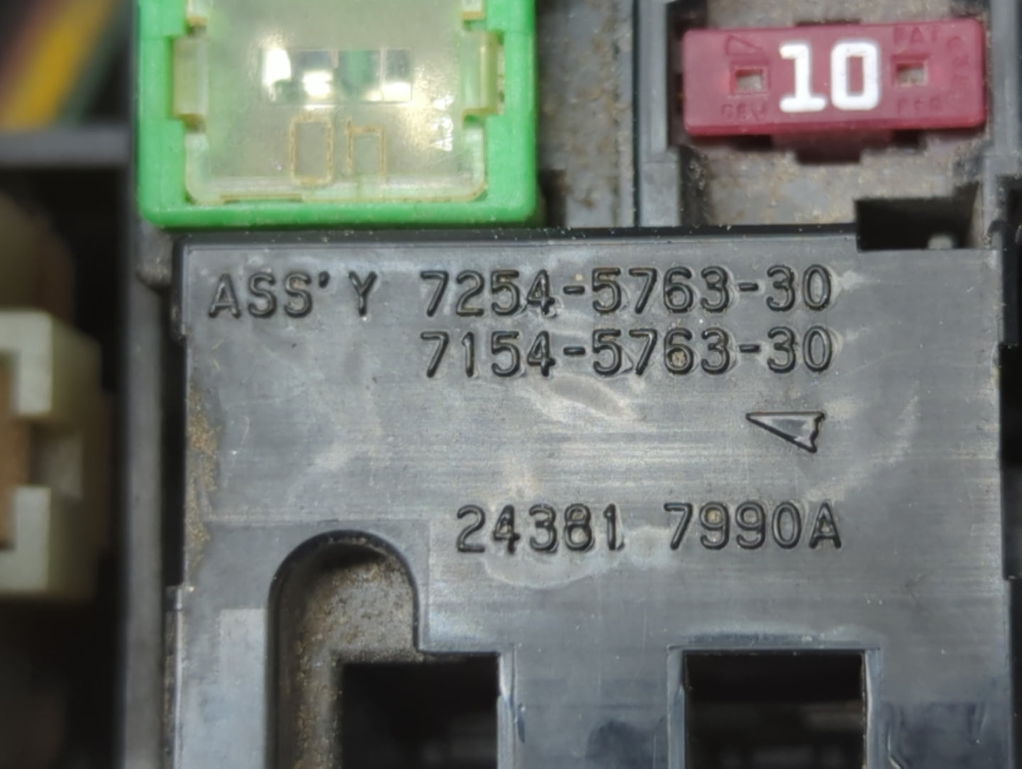 2016-2017 Nissan Altima Fusebox Fuse Box Panel Relay Module P/N:24381 7990A 7254-5763-30 Fits Fits 2016 2017 OEM Used Auto P