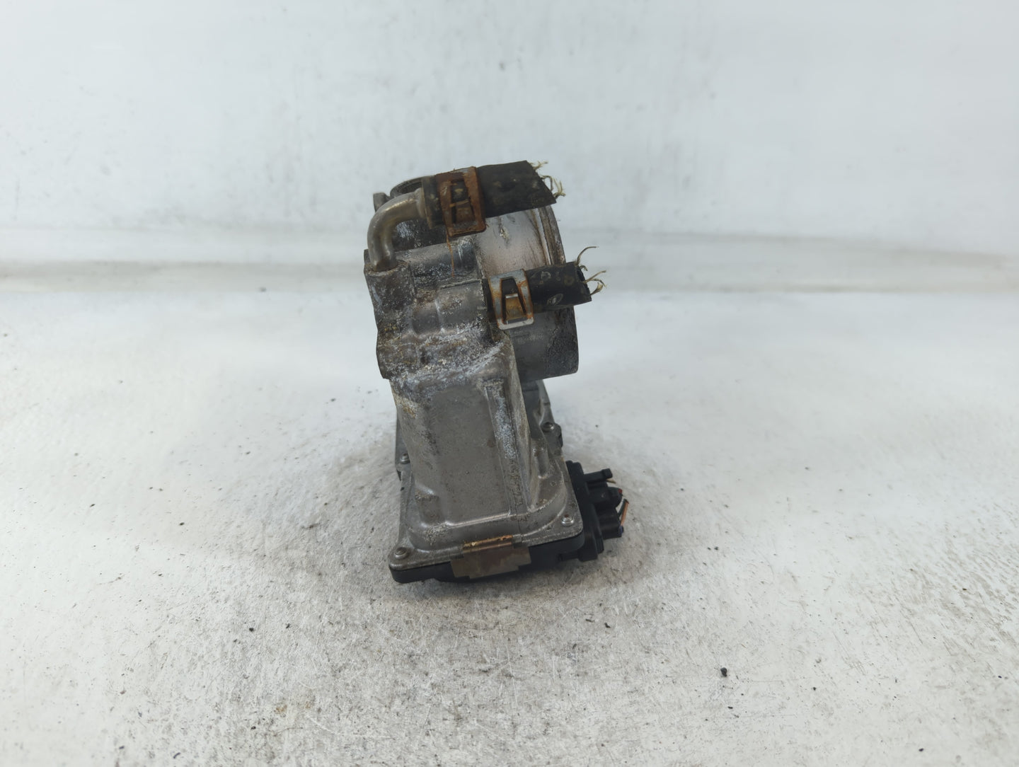 2013-2018 Nissan Altima Throttle Body P/N:02060 4C25, 3TA60-01 B Fits Fits 2013 2014 2015 2016 2017 2018 2019 2020 OEM Used 