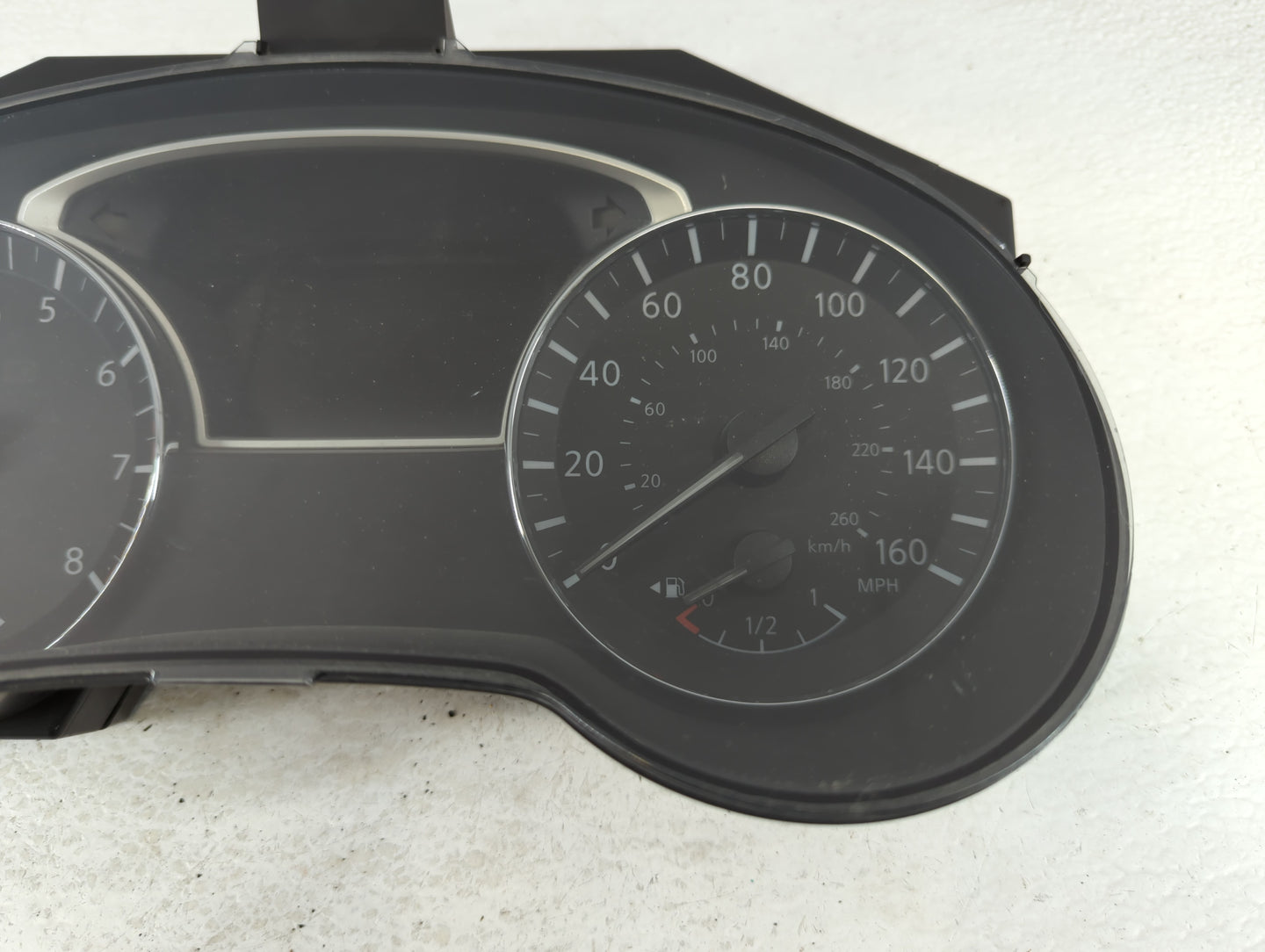 2016-2017 Nissan Altima Instrument Cluster Speedometer Gauges P/N:24810 9HT8A Fits Fits 2016 2017 OEM Used Auto Parts - Oemu