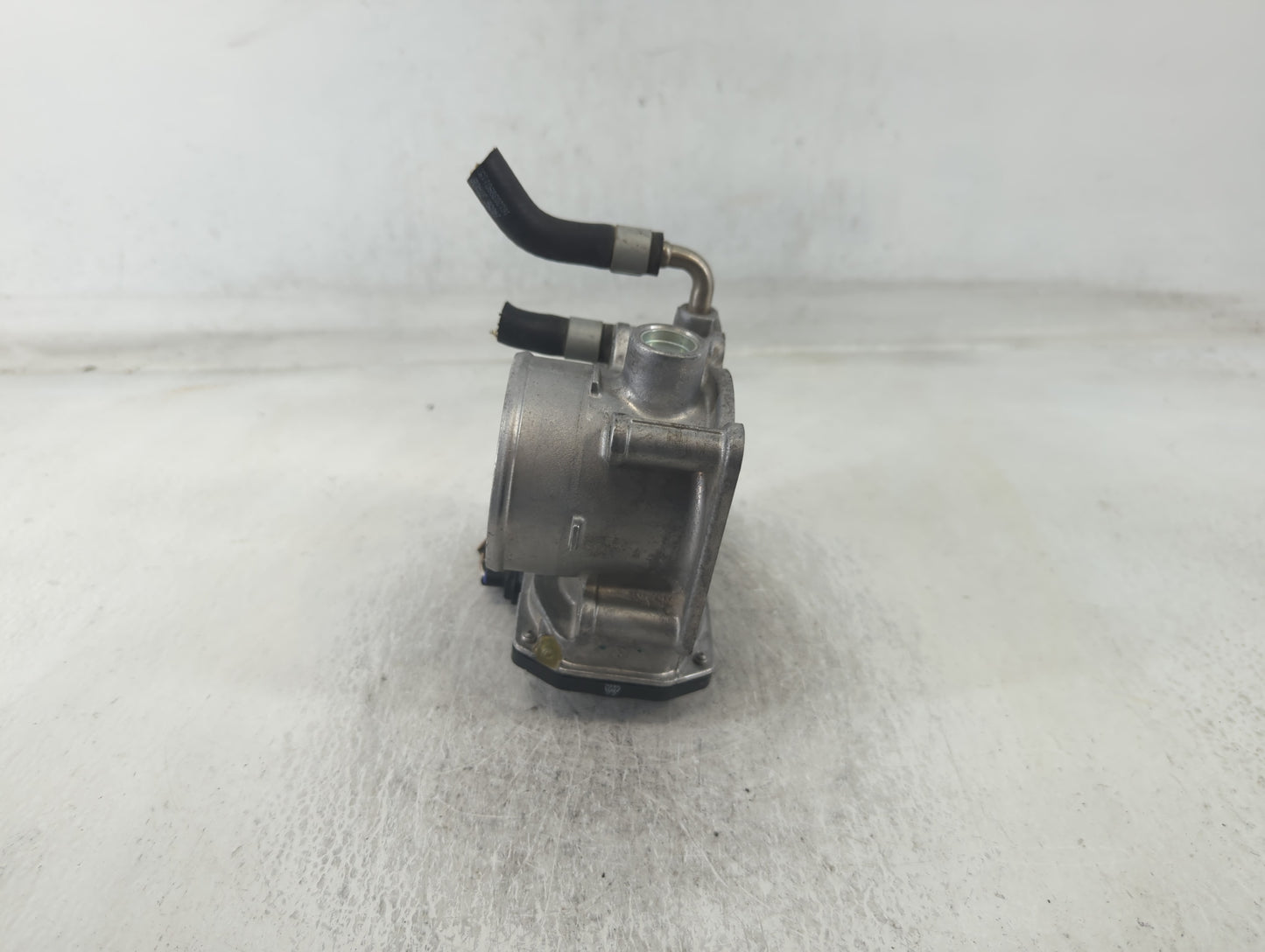 2013-2018 Nissan Altima Throttle Body P/N:7B20 00100 3TA60-01 B Fits Fits 2013 2014 2015 2016 2017 2018 2019 2020 OEM Used A