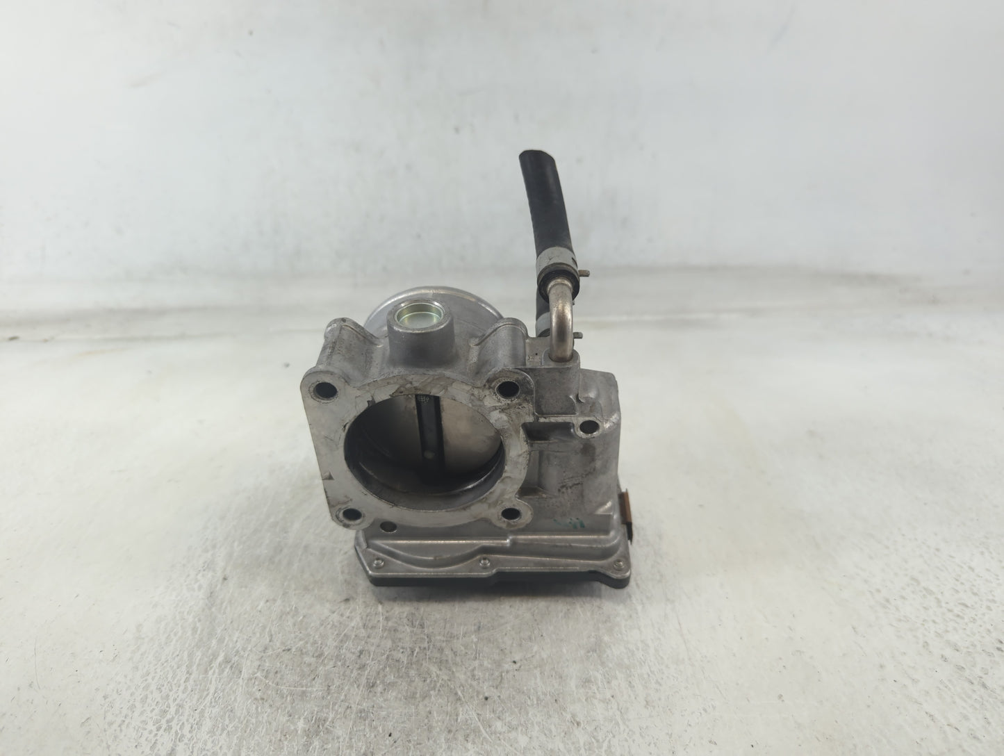 2013-2018 Nissan Altima Throttle Body P/N:7B20 00100 3TA60-01 B Fits Fits 2013 2014 2015 2016 2017 2018 2019 2020 OEM Used A
