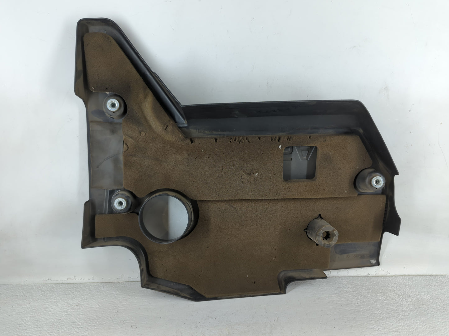 2017 Nissan Altima Engine Cover - Oemusedautoparts1.com