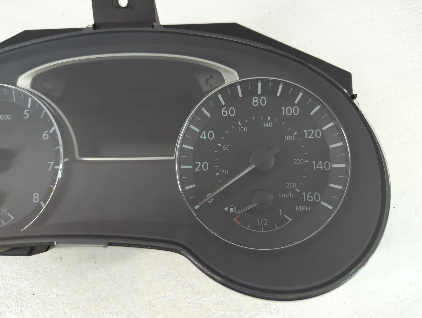 2016-2017 Nissan Altima Instrument Cluster Speedometer Gauges P/N:24810 9HT8A Fits Fits 2016 2017 OEM Used Auto Parts - Oemu