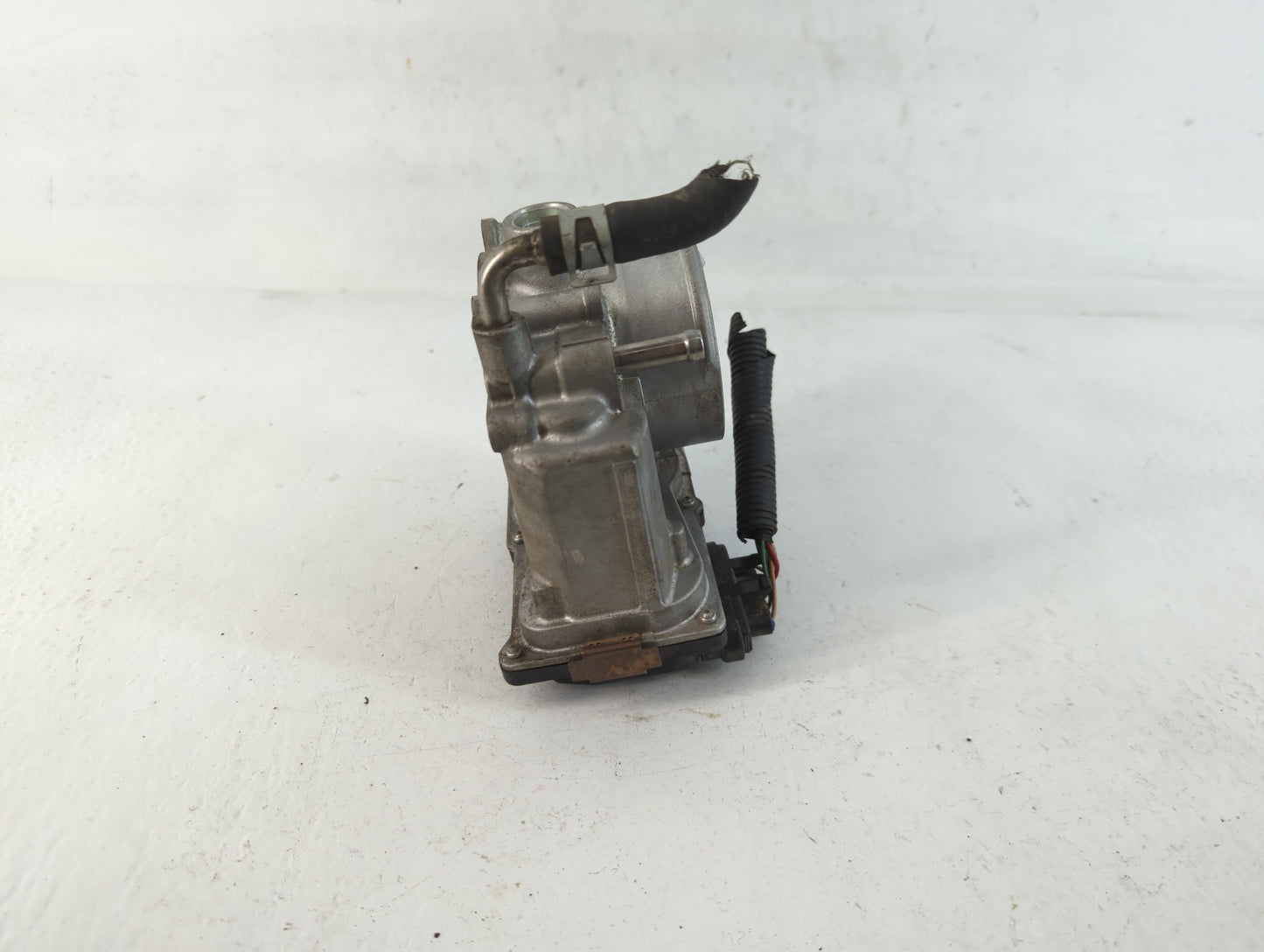 2013-2018 Nissan Altima Throttle Body P/N:00226 3TA60-01 B Fits Fits 2013 2014 2015 2016 2017 2018 2019 2020 OEM Used Auto P