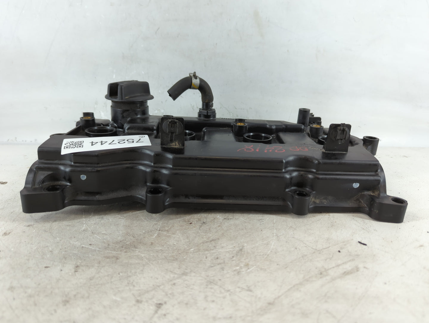 2017 Nissan Altima Driver Left Cylinder Head Valve Cover Fits OEM Used Auto Parts - Oemusedautoparts1.com