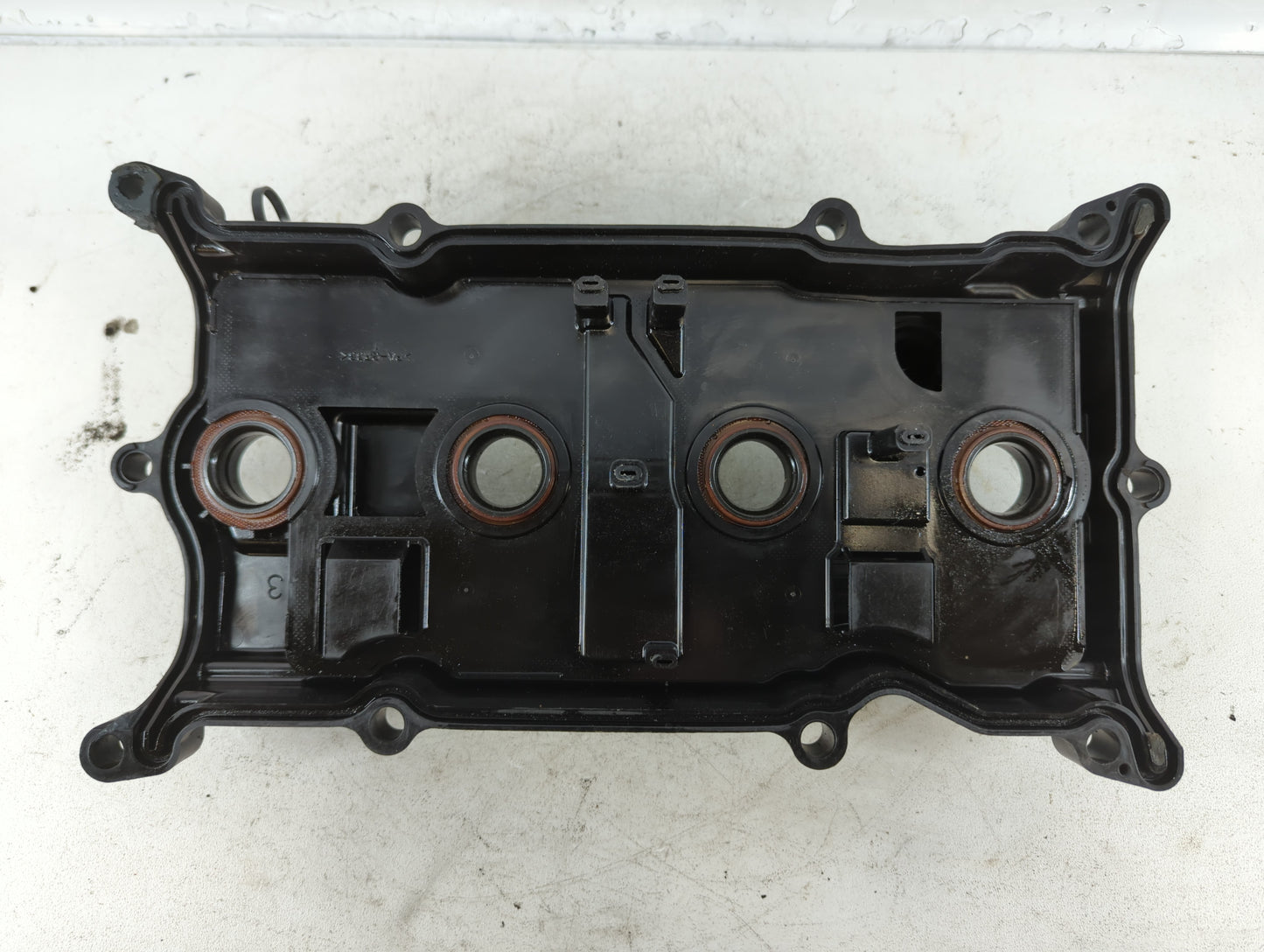 2017 Nissan Altima Driver Left Cylinder Head Valve Cover Fits OEM Used Auto Parts - Oemusedautoparts1.com