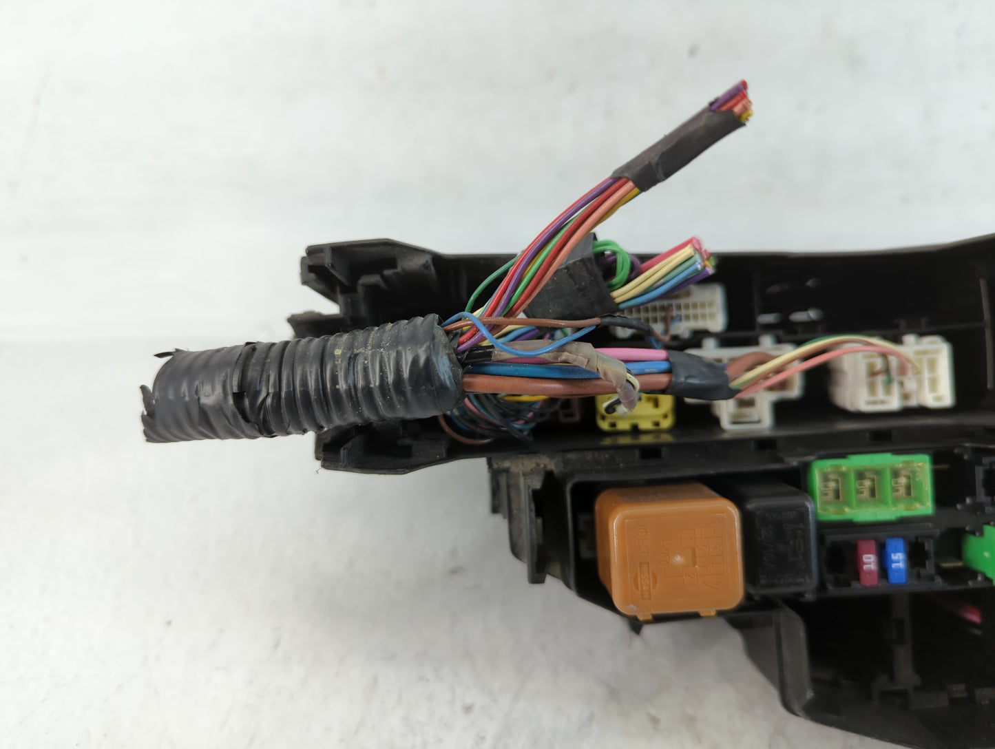 2016-2017 Nissan Altima Fusebox Fuse Box Panel Relay Module Fits Fits 2016 2017 OEM Used Auto Parts - Oemusedautoparts1.com