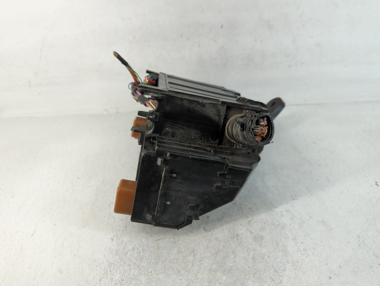 2016-2017 Nissan Altima Fusebox Fuse Box Panel Relay Module Fits Fits 2016 2017 OEM Used Auto Parts - Oemusedautoparts1.com