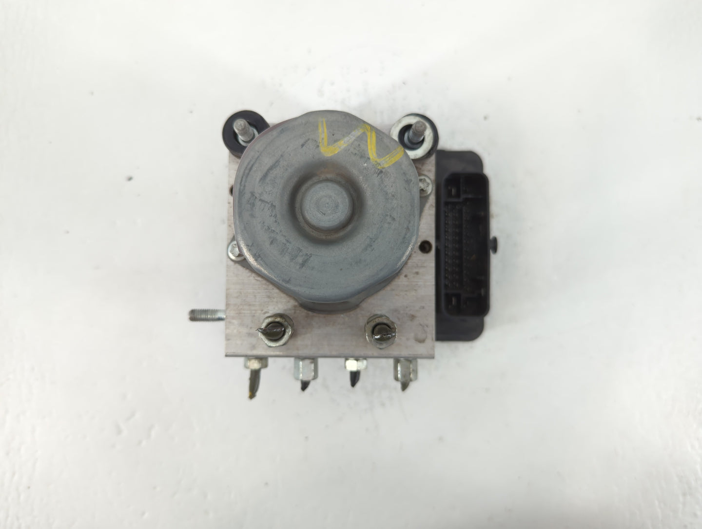 2017 Nissan Altima ABS Pump Control Module Replacement P/N:47660 9HS0A 269 644 Fits OEM Used Auto Parts - Oemusedautoparts1.