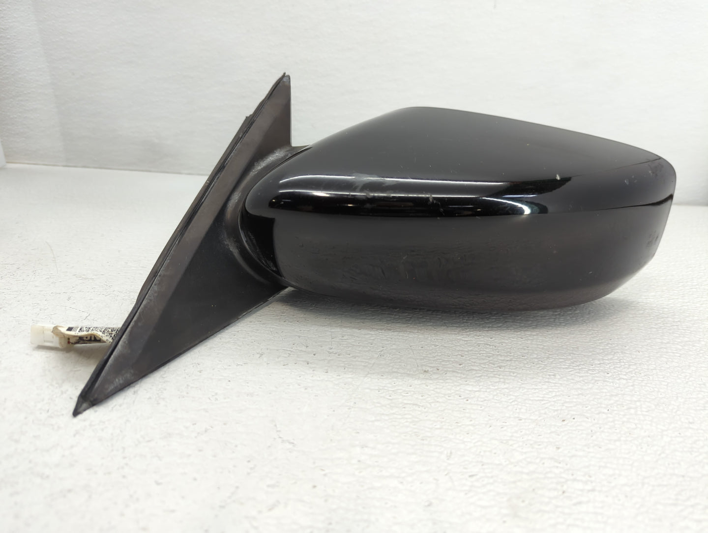 2013-2018 Nissan Altima Driver Side View Mirror - Left Door Mirror OEM Used - Oemusedautoparts1.com