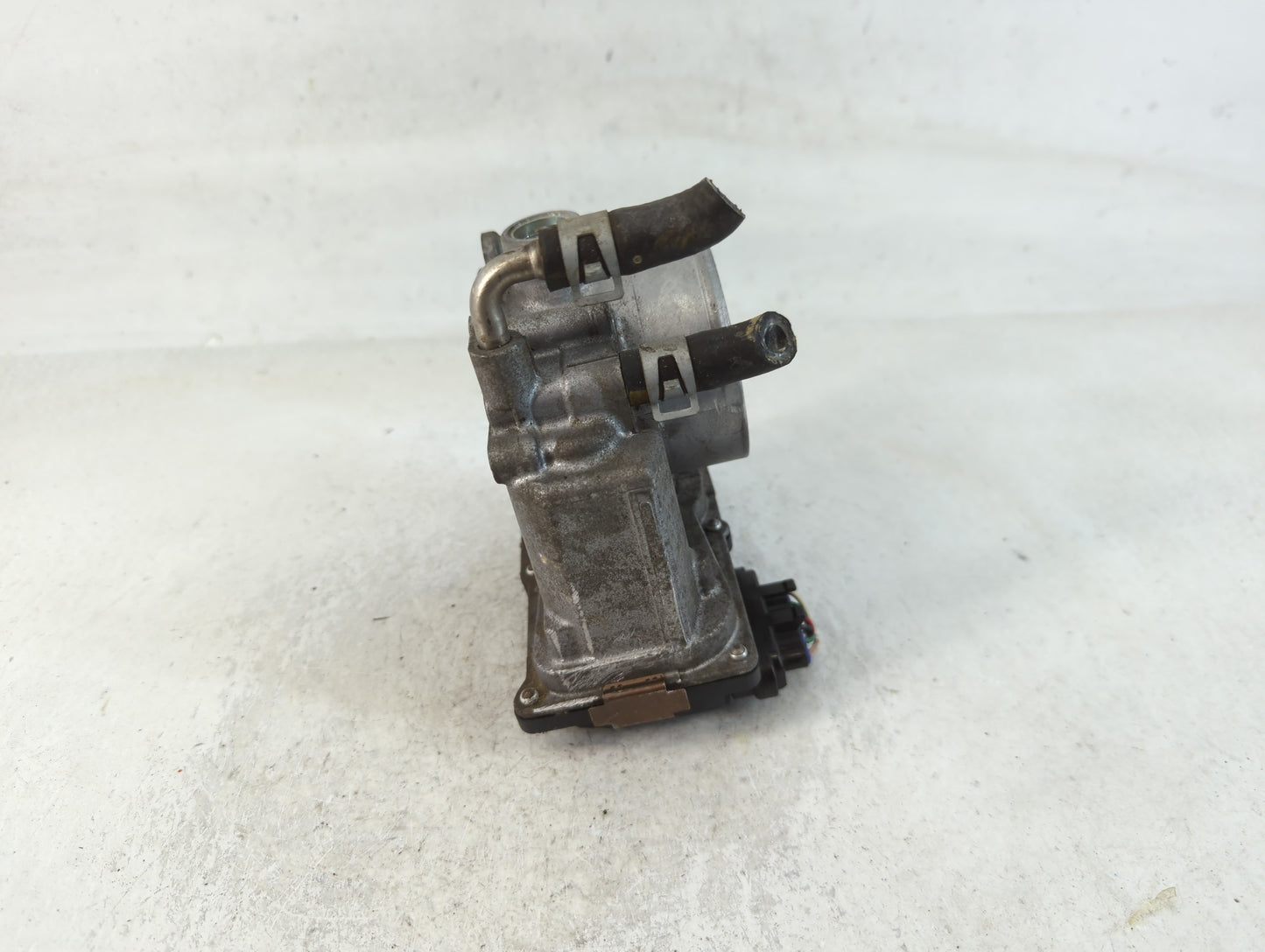2013-2018 Nissan Altima Throttle Body P/N:3TA60-01 C Fits Fits 2013 2014 2015 2016 2017 2018 2019 2020 OEM Used Auto Parts -