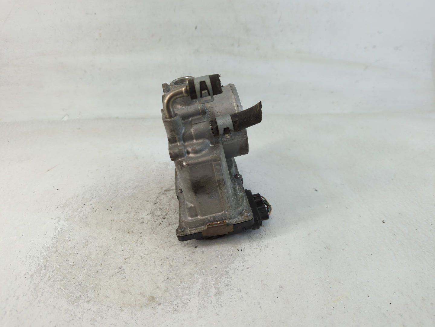 2013-2018 Nissan Altima Throttle Body P/N:3TA60-01 B Fits Fits 2013 2014 2015 2016 2017 2018 2019 2020 OEM Used Auto Parts -