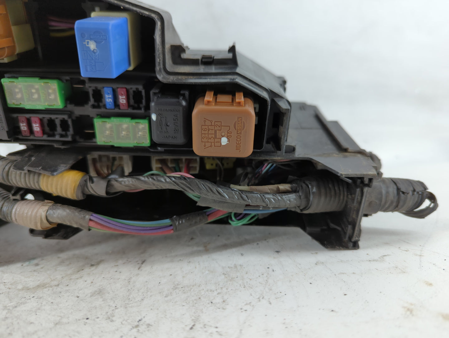 2016-2017 Nissan Altima Fusebox Fuse Box Panel Relay Module P/N:7154-5763-30 Fits Fits 2016 2017 OEM Used Auto Parts - Oemus