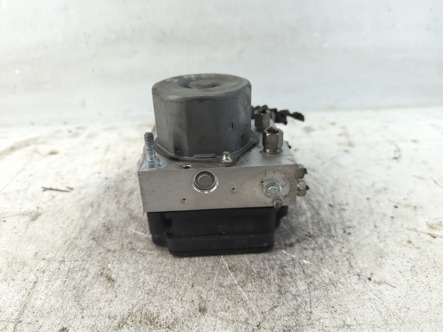 2017-2018 Nissan Altima ABS Pump Control Module Replacement P/N:47660 9HS0A Fits Fits 2017 2018 OEM Used Auto Parts - Oemuse