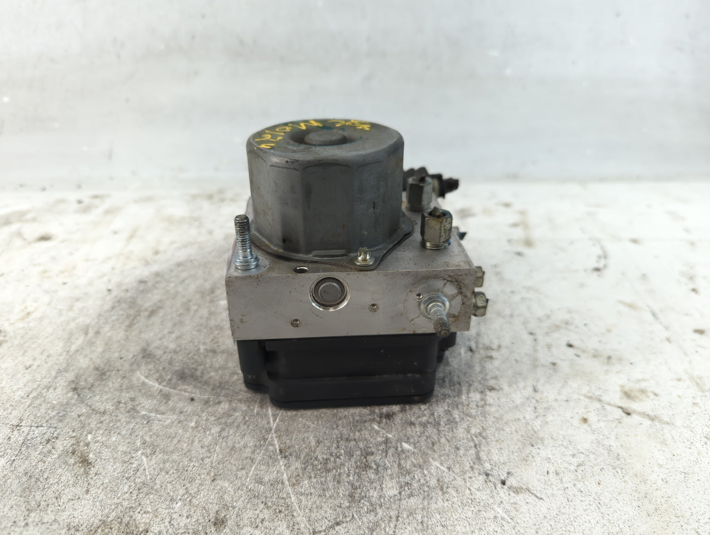2016-2017 Nissan Altima ABS Pump Control Module Replacement P/N:47660 9HS0A Fits Fits 2016 2017 OEM Used Auto Parts - Oemuse