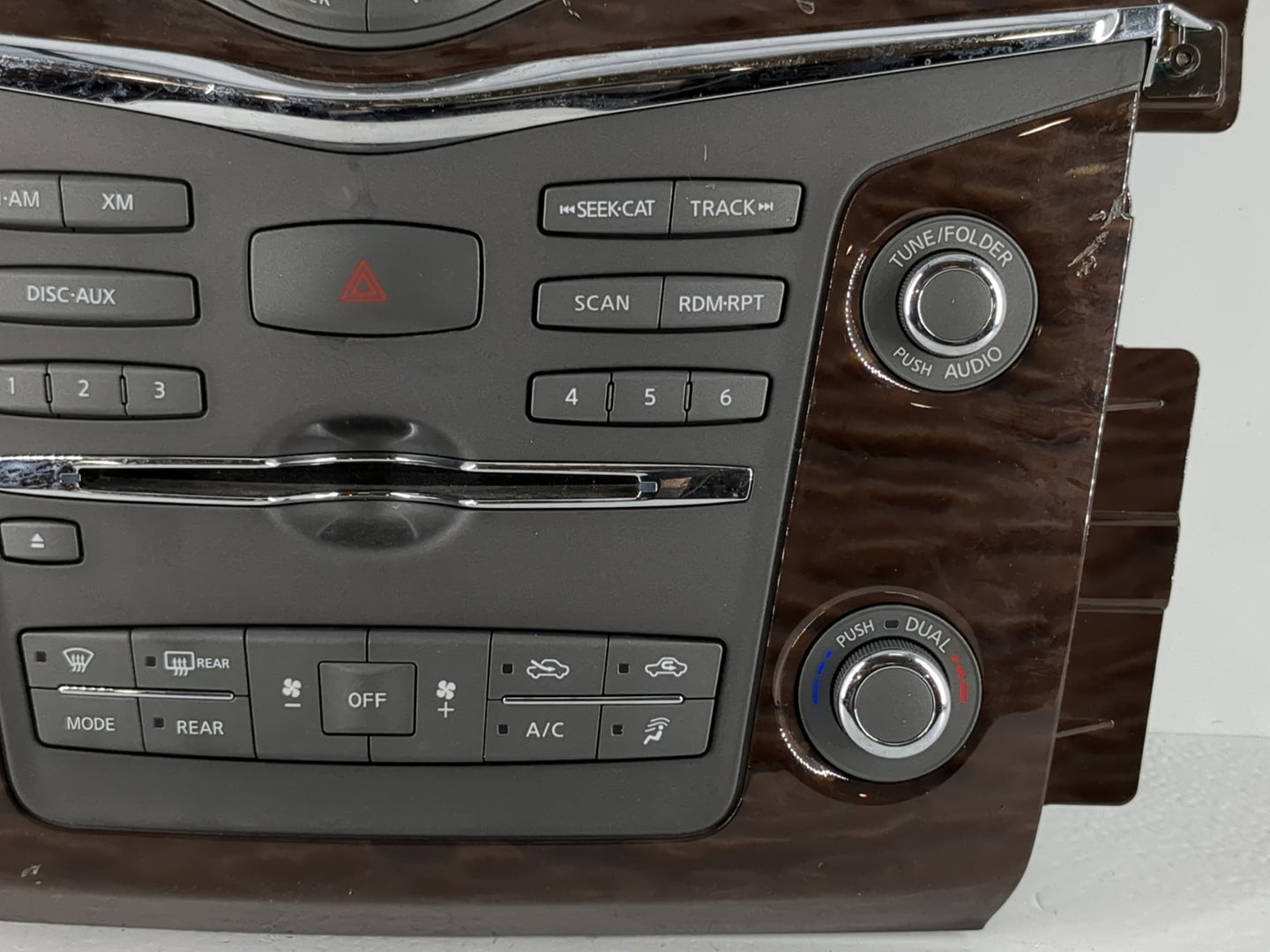 2017-2017 Nissan Armada Am Fm Cd Player Radio Receiver - Oemusedautoparts1.com