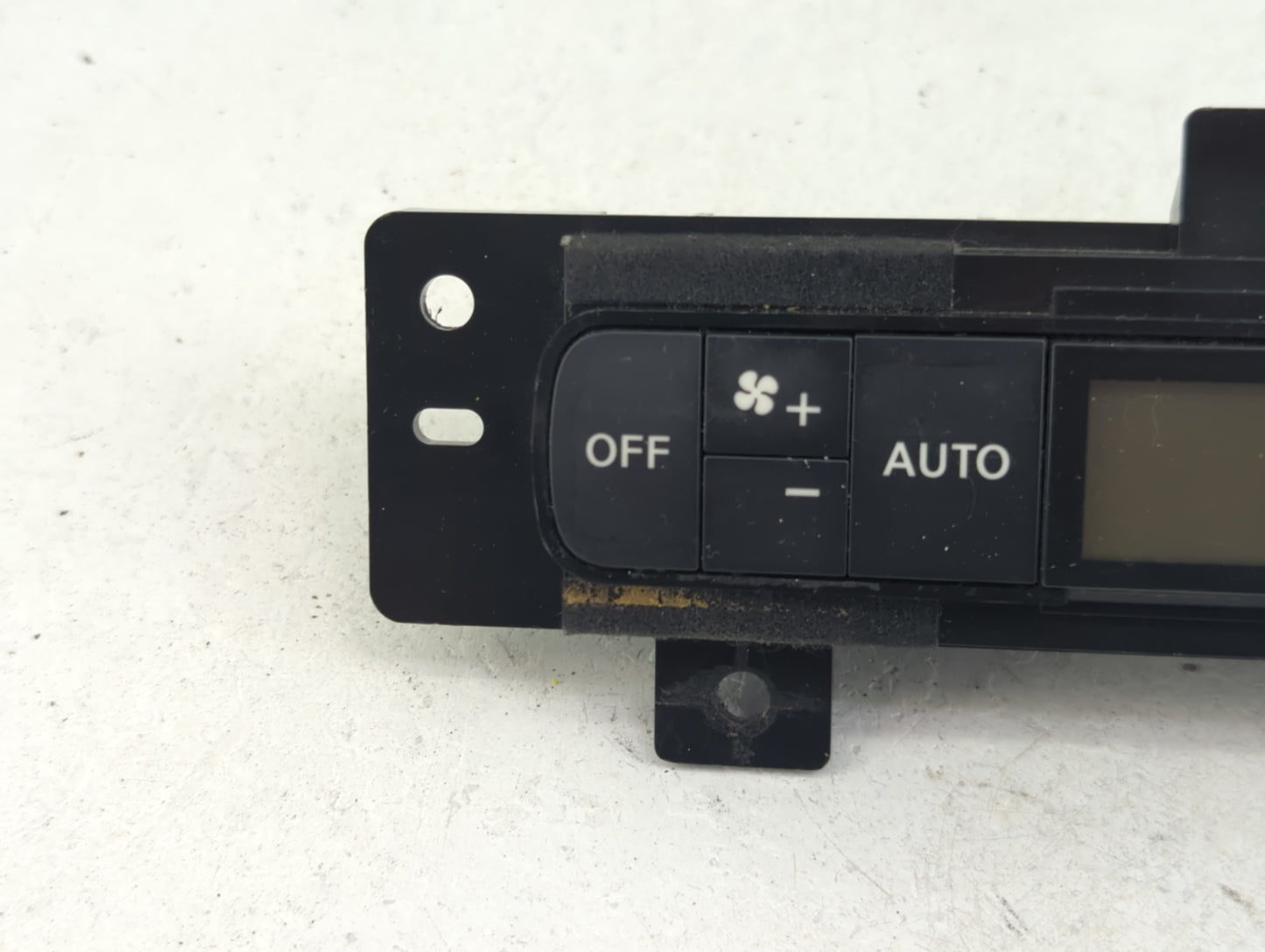 2017-2020 Nissan Armada Climate Control Module Temperature AC/Heater Replacement Fits Fits 2017 2018 2019 2020 OEM Used Auto