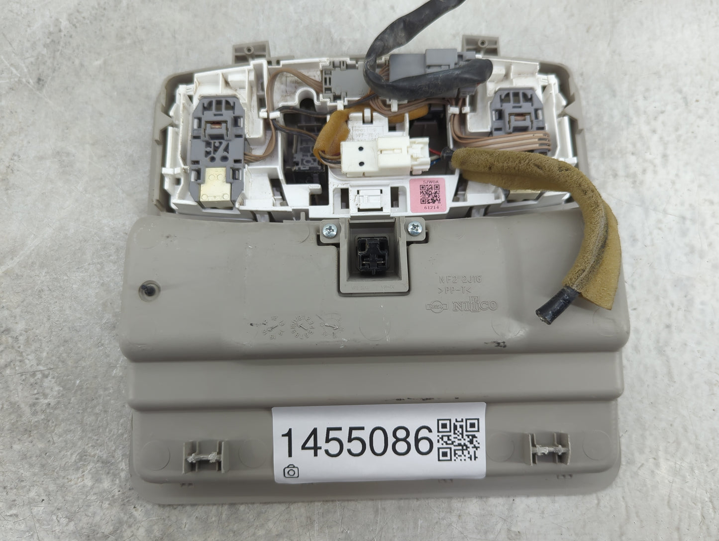 2017 Nissan Armada Overhead Roof Console - Oemusedautoparts1.com