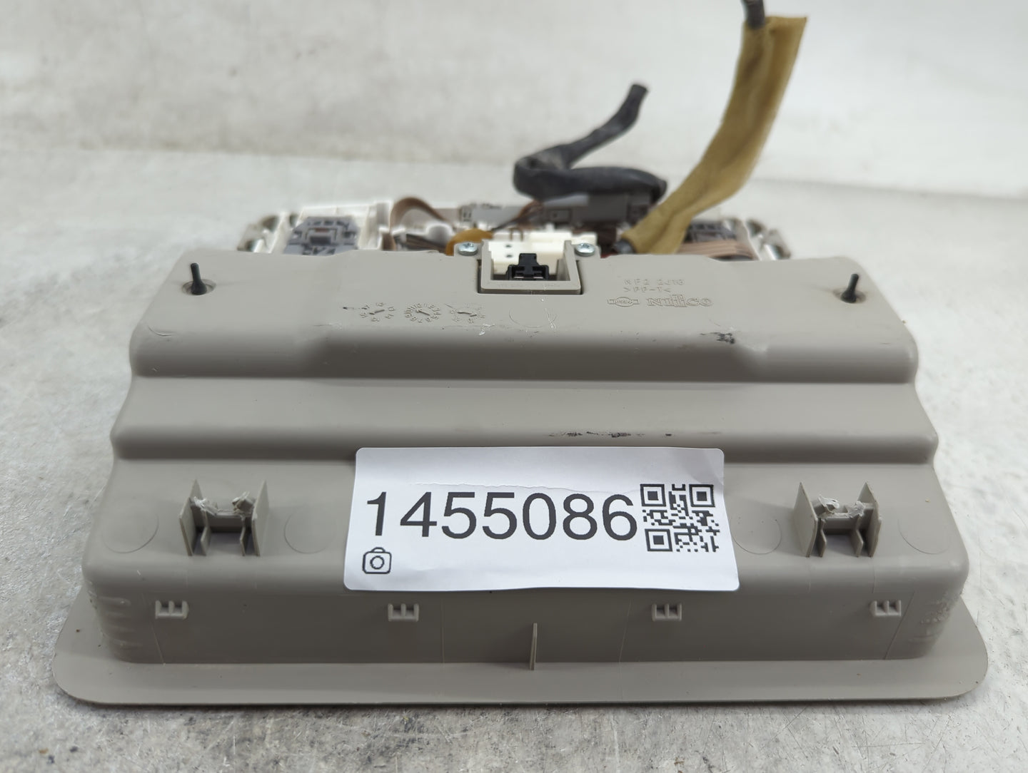 2017 Nissan Armada Overhead Roof Console - Oemusedautoparts1.com