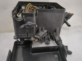 compare product 2017 Nissan Armada Fusebox Fuse Box Panel Relay Module P/N:3S0G9010 Fits OEM Used Auto Parts