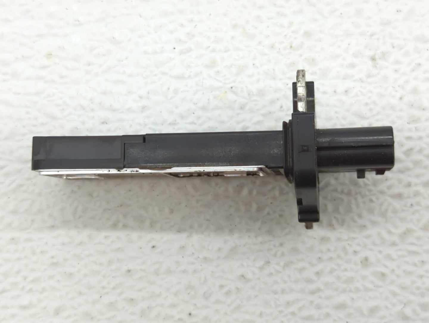 2005-2022 Nissan Armada Mass Air Flow Meter Maf - Oemusedautoparts1.com