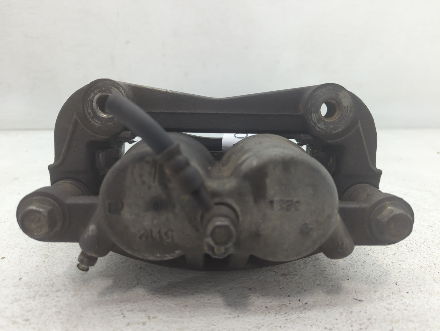 2017-2022 Nissan Armada Front Driver Left Brake Caliper - Oemusedautoparts1.com