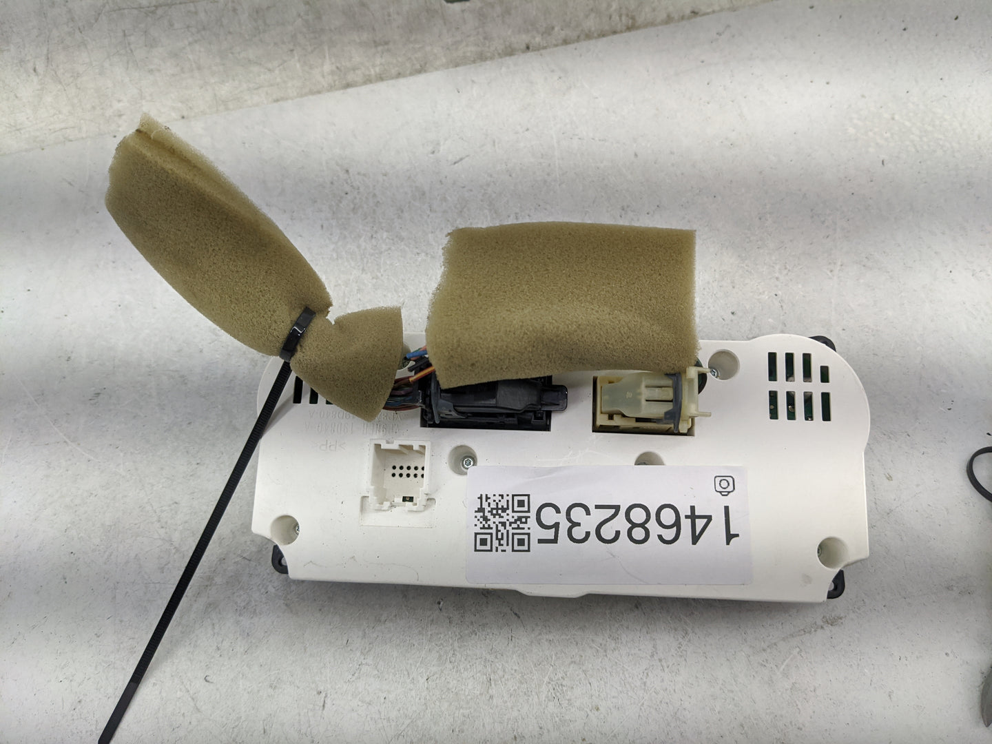 2014-2021 Nissan Frontier Climate Control Module Temperature AC/Heater Replacement P/N:QEAB062289 Fits OEM Used Auto Parts -