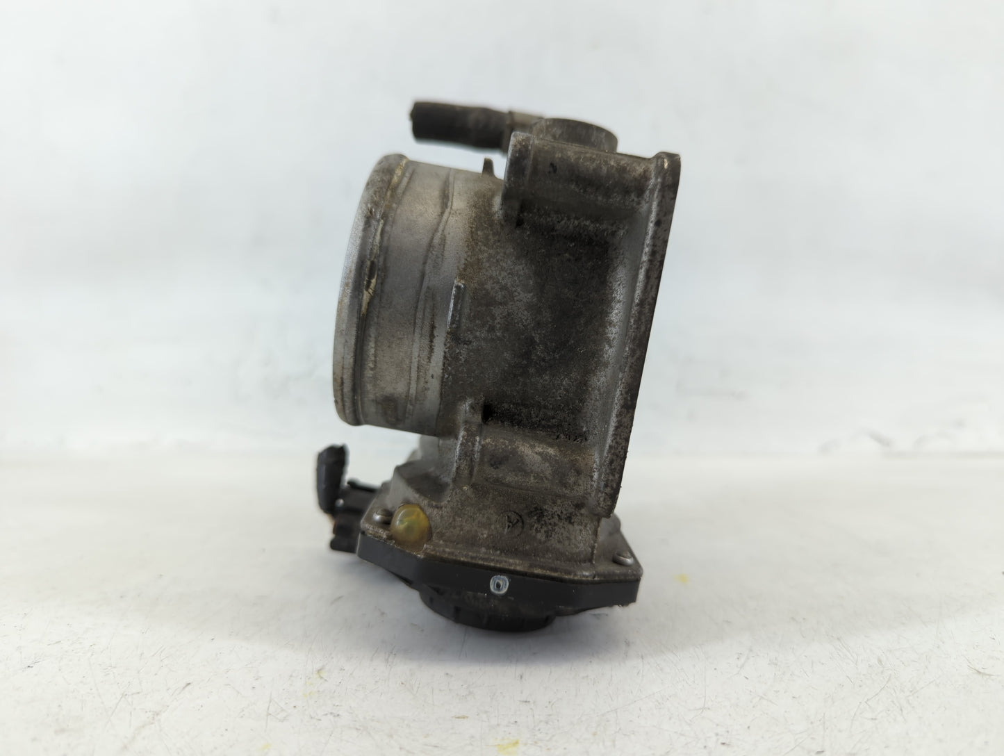 2013-2019 Nissan Frontier Throttle Body P/N:EA-A60-01 G Fits Fits 2013 2014 2015 2016 2017 2018 2019 OEM Used Auto Parts - O